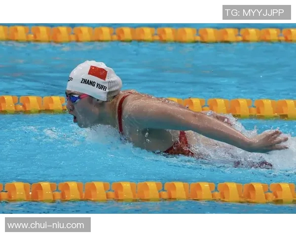 蝶泳身体素质要求及训练方法的全面解析与提升路径 蝶泳身体素质要求及训练方法的全面解析与提升路径